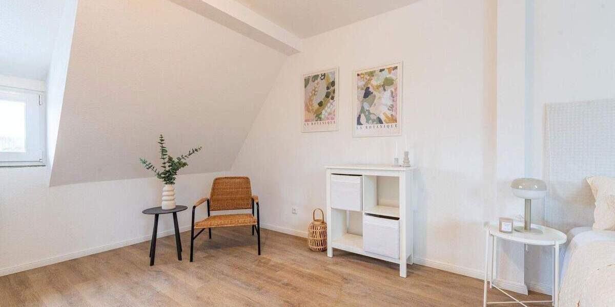 Reihenmittelhaus Kiel Elmschenhagen-Nord - 6 Zimmer, 123 m&sup2;, 419.000&euro; | Angebot:25716429