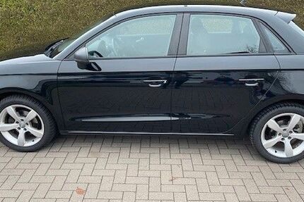Audi A1 174.300 km 6.799 &euro; Schwedeneck 24229