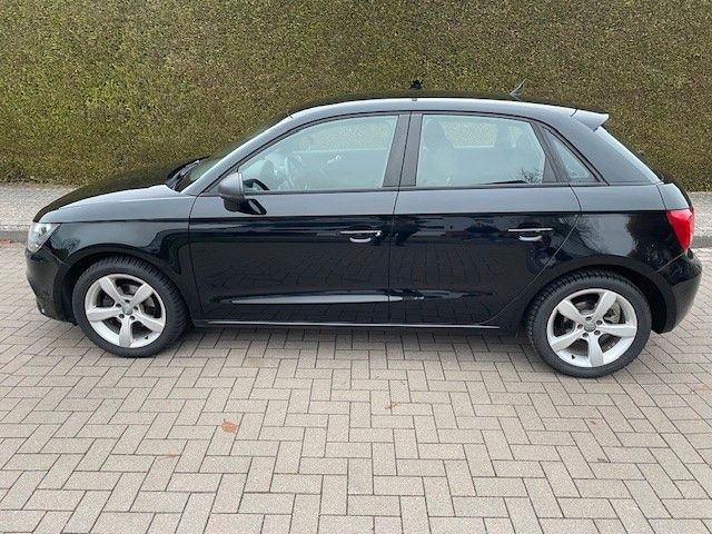 Audi A1 174.300 km 6.799 &euro; Schwedeneck 24229