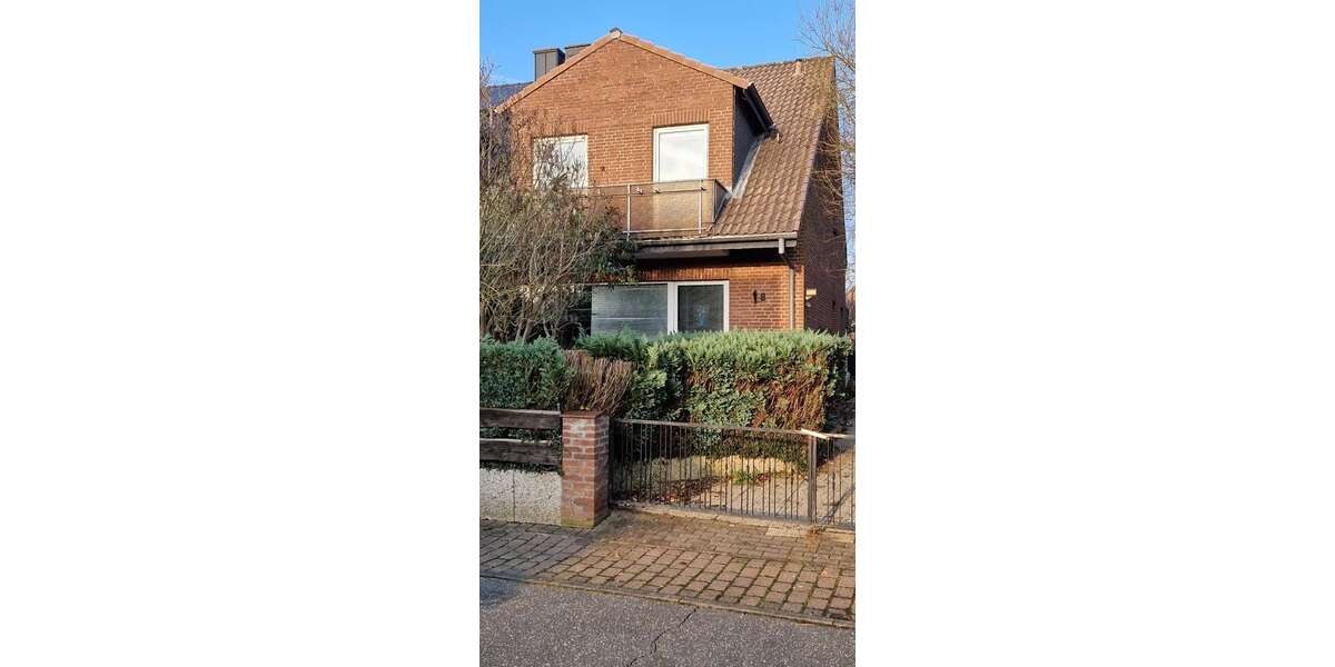Einfamilienhaus Plön - 4 Zimmer, 98 m&sup2;, 239.000&euro; | Angebot:26333490