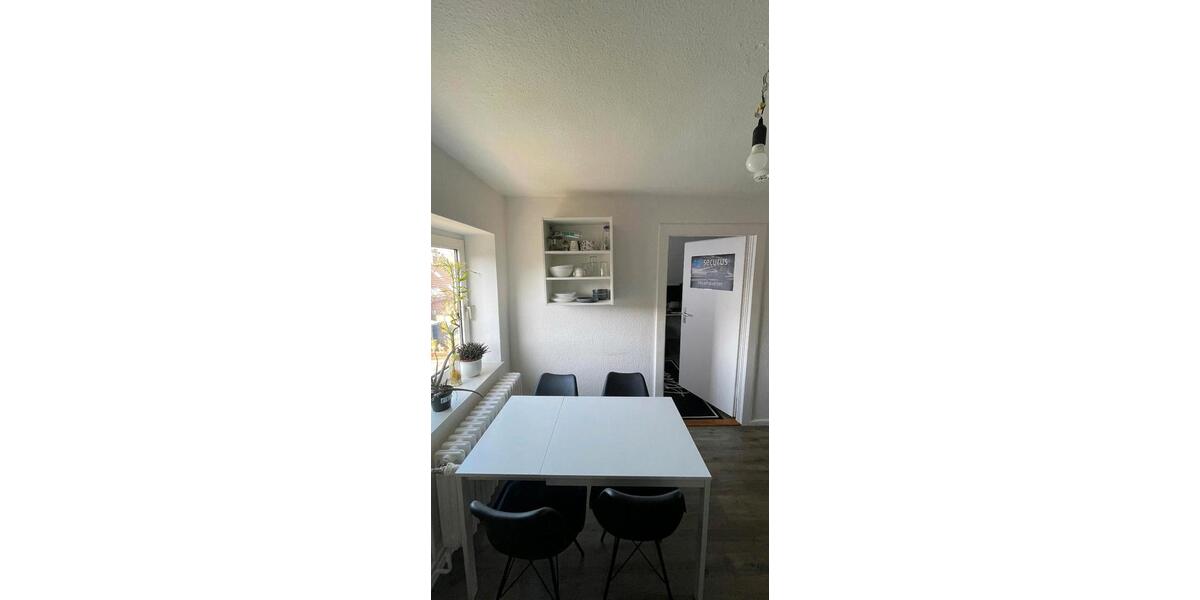 Dachgeschoßwohnung Kiel Friedrichsort - 3.5 Zimmer, 72 m&sup2;, 620&euro; | Angebot:26546957