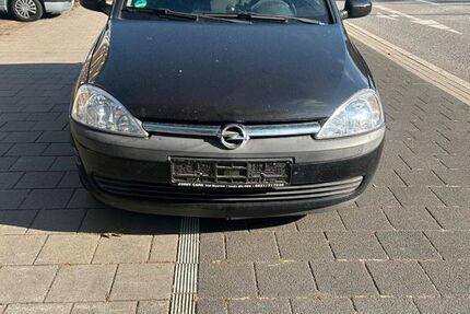 Opel Corsa 220.000 km 1.650 € Kiel 24148