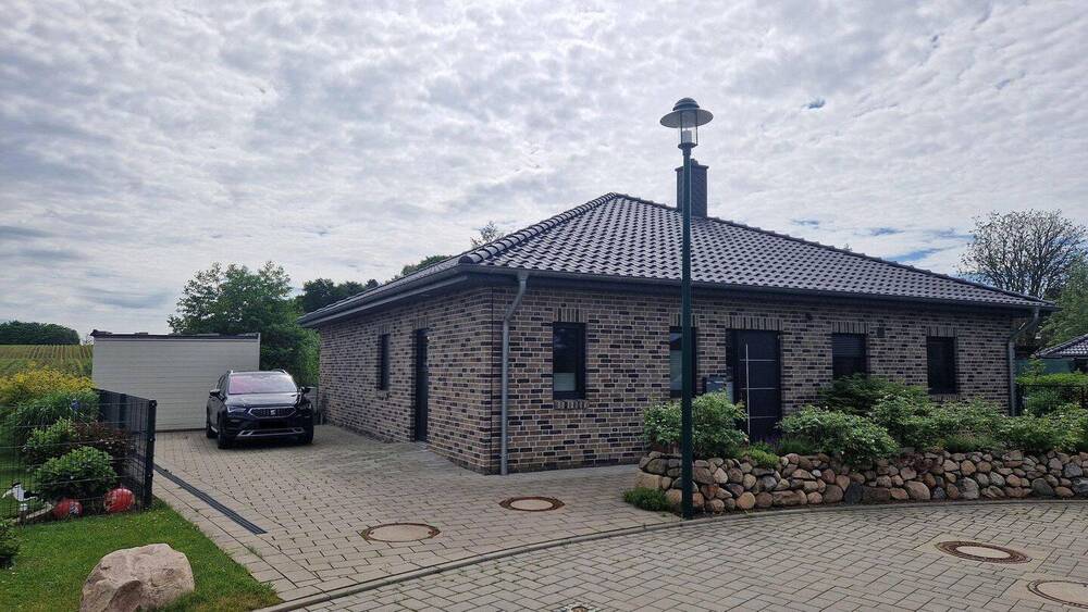 Bungalow Damendorf - 5 Zimmer, 120 m&sup2;, 550.000&euro; | Angebot:26866037