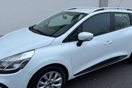 Renault Clio 111.480 km 8.450 &euro; Neumünster 24536