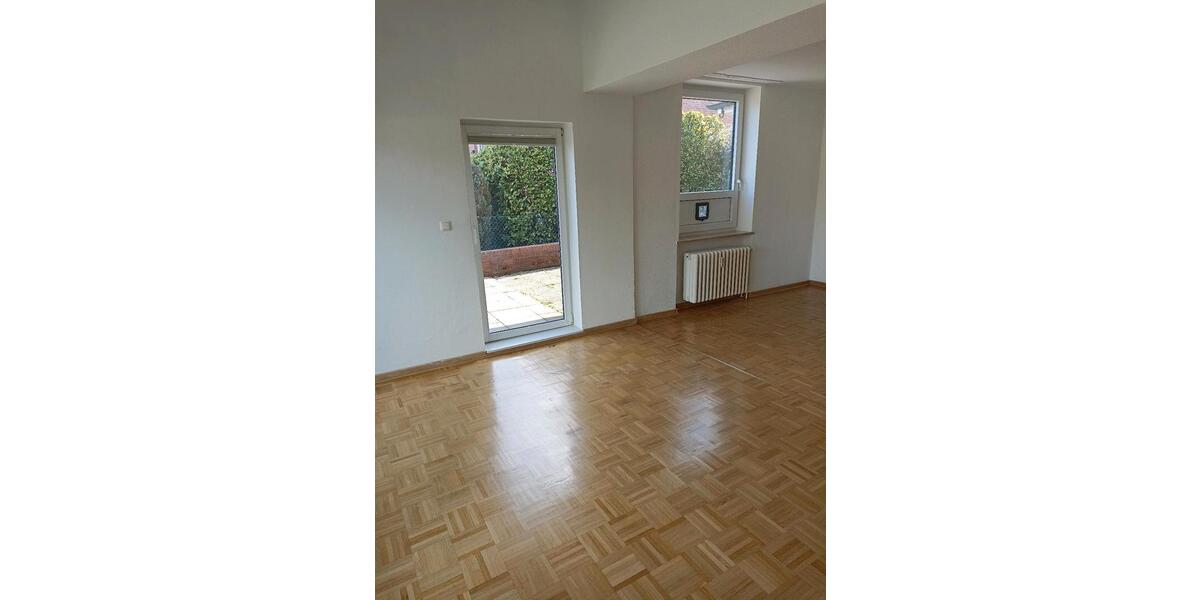 Terrassenwohnung Kiel Wik - 2.5 Zimmer, 76 m&sup2;, 740&euro; | Angebot:25640387
