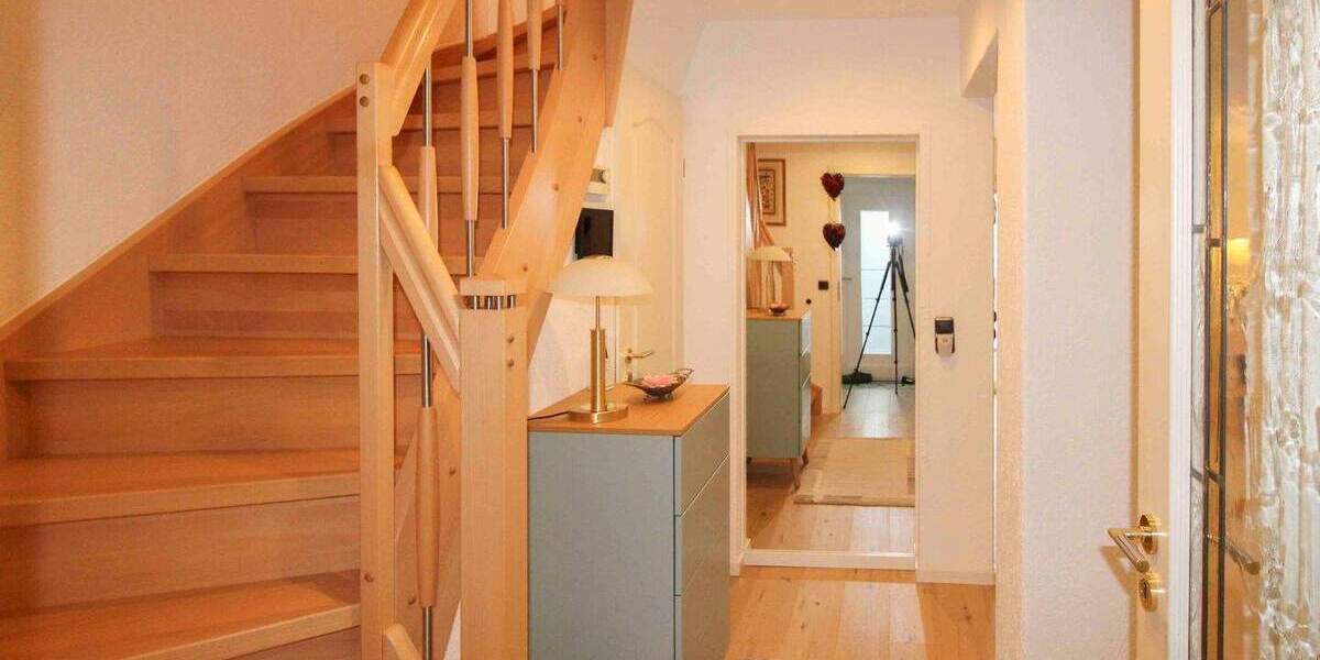 Reihenmittelhaus Kronshagen - 3 Zimmer, 87 m&sup2;, 410.000&euro; | Angebot:25426342