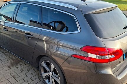 Peugeot 308 173.000 km 8.250 &euro; Neumünster 24536
