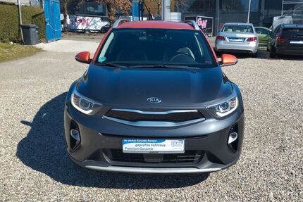 Kia Stonic 118.000 km 12.669 &euro; Kiel 24146