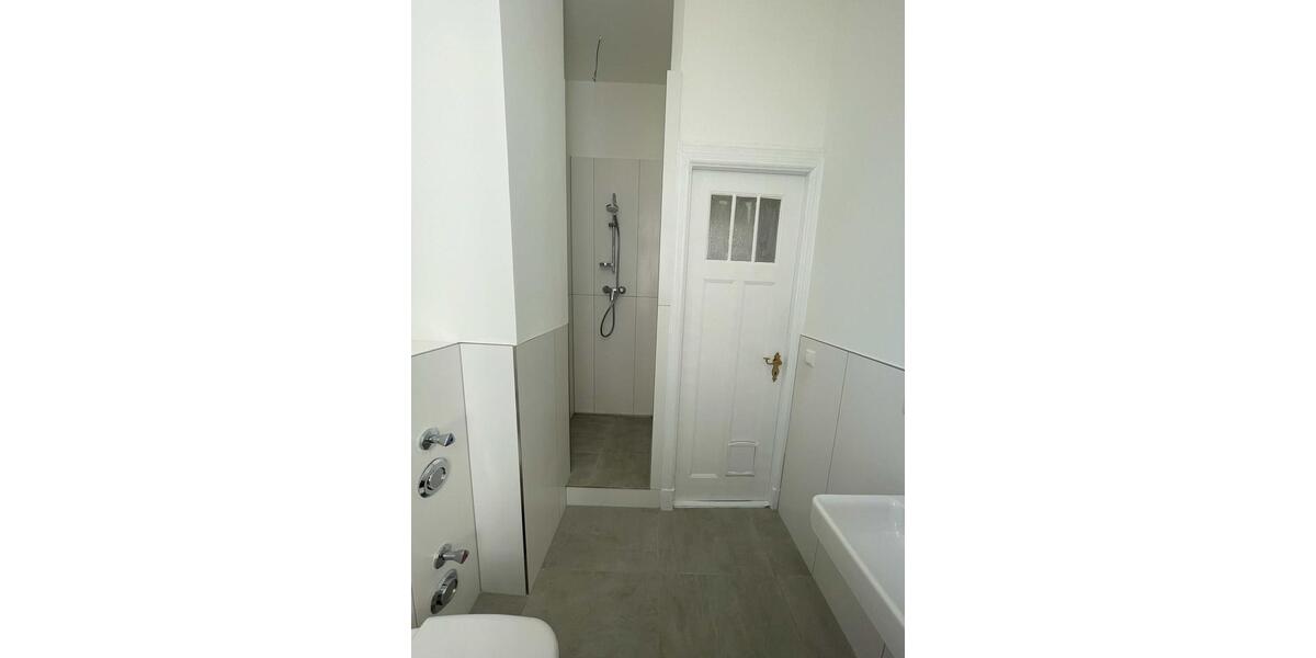 Etagenwohnung Kiel Blücherplatz - 3.5 Zimmer, 85 m&sup2;, 1.765&euro; | Angebot:26084303