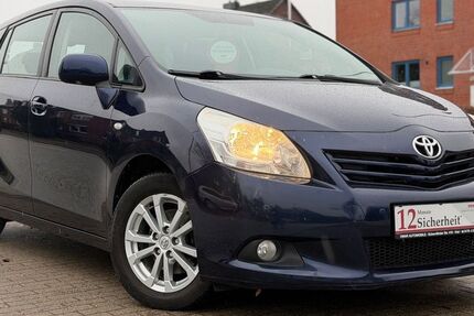 Toyota Verso 171.000 km 5.999 &euro; Kiel OT Suchsdorf 24107