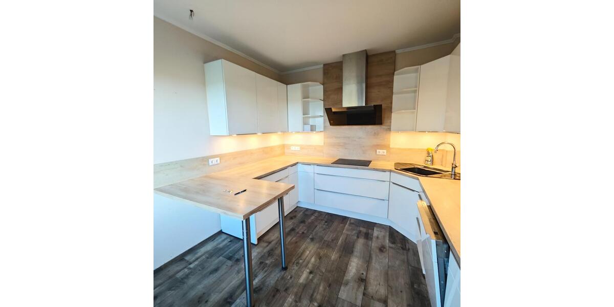 Ruhige 4-Zimmer-Wohnung (116 m²) mit Garten, 2 Min zum Kanal 4 zimmer