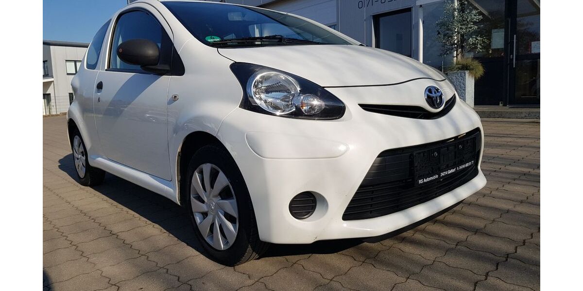 Toyota Aygo (X) 150.000 km 2.990 &euro; Gettorf 24214