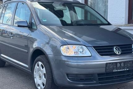VW Touran 204.000 km 4.750 € Kiel 24107