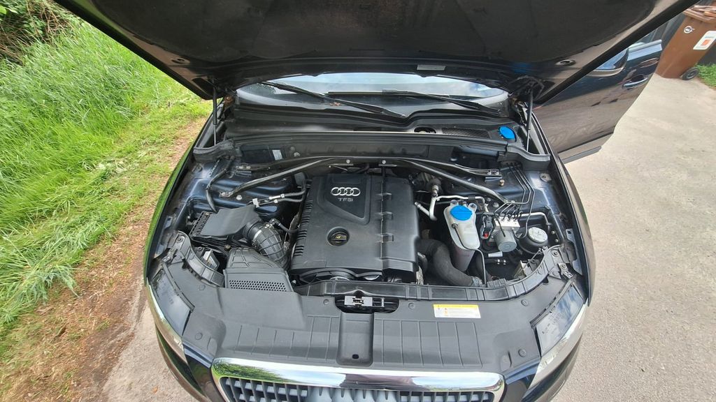 Audi Q5 160.000 km 5.700 &euro; Neumünster 24534