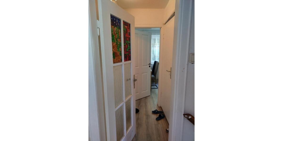 Etagenwohnung Kiel Schreventeich - 2 Zimmer, 125 m&sup2;, 650&euro; | Angebot:26042103