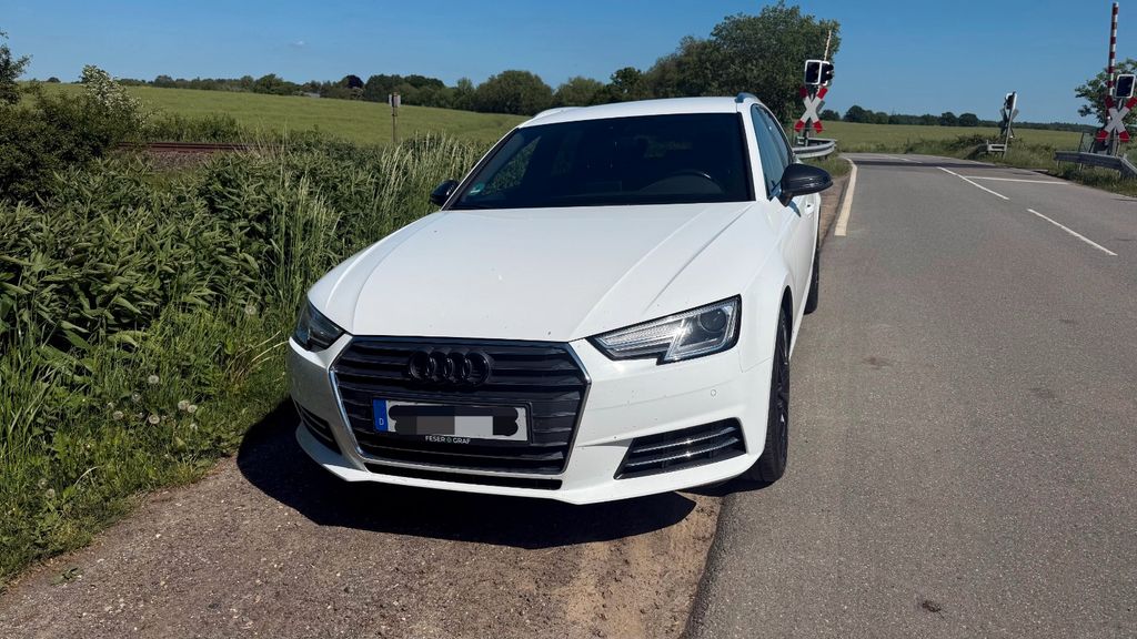 Audi A4 136.000 km 19.300 &euro; Kiel 24145