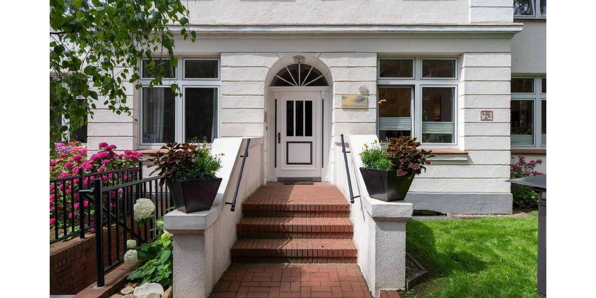 Etagenwohnung Kiel Blücherplatz - 3 Zimmer, 95 m&sup2;, 1.425&euro; | Angebot:26358273