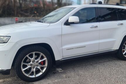 Jeep Grand Cherokee 143.000 km 18.299 &euro; Kiel 24106