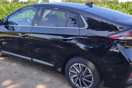 Hyundai IONIQ 26.000 km 17.990 &euro; Schülp 24589