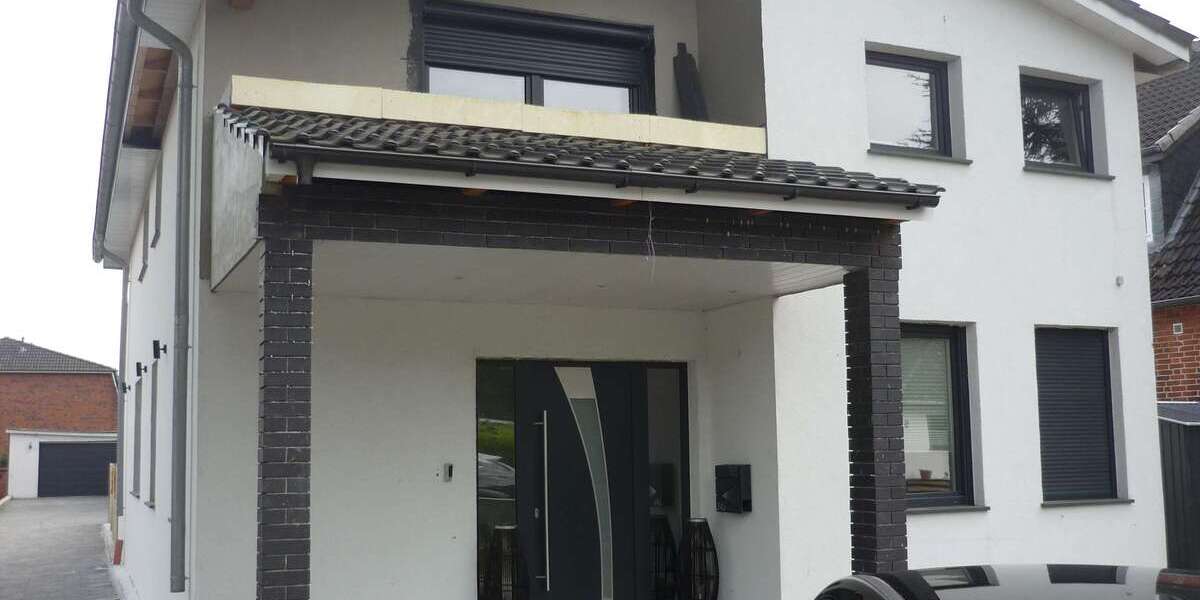 Haus zum Kaufen in Osterrönfeld 590.000 € 198 m² 8 zimmer