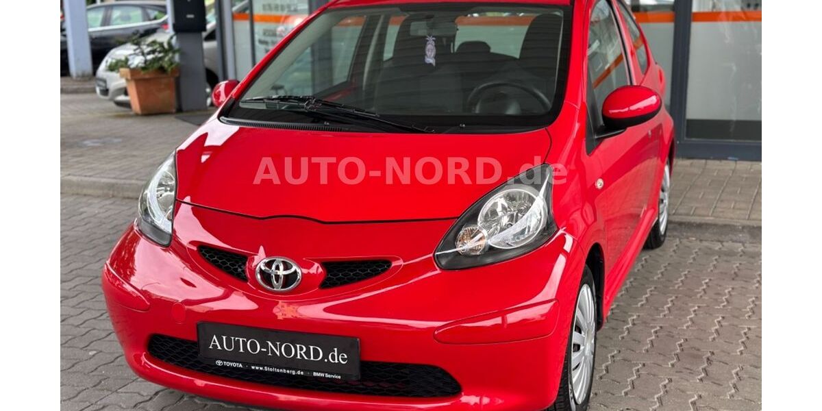 Toyota Aygo (X) 107.000 km 3.790 &euro; Neumünster 24534