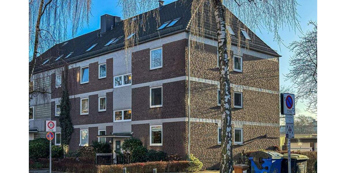 Kiel nahe UKSH - vermietete 2-Zimmer-ETW mit freiem Studentenzimmer im Dachgeschoss 2 zimmer