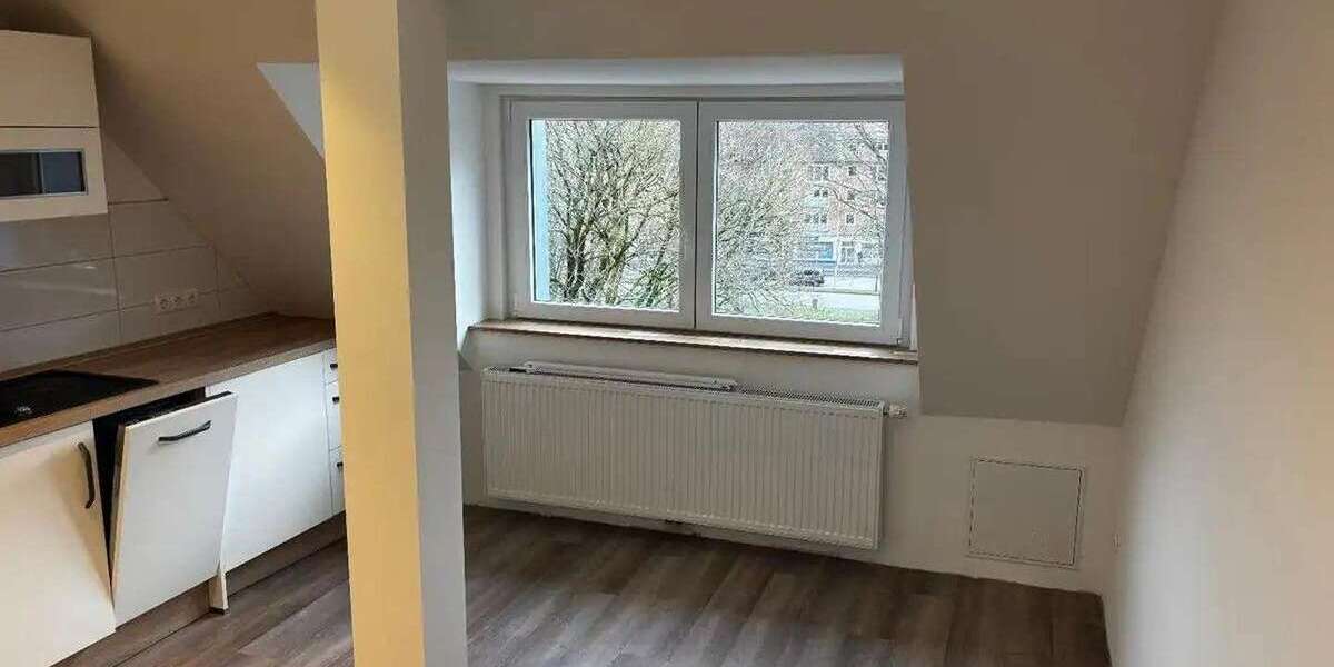 Etagenwohnung Kiel Exerzierplatz - 1 Zimmer, 24 m&sup2;, 410&euro; | Angebot:27385327