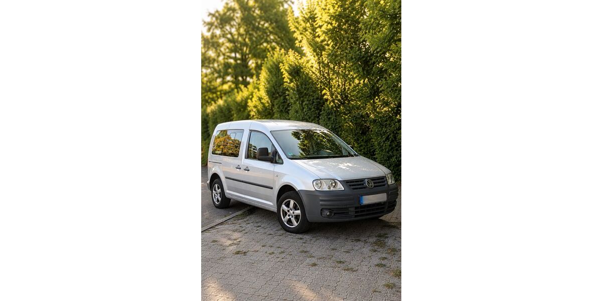 VW Caddy 125.455 km 7.299 &euro; Altenholz 24161