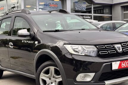 Dacia Sandero 100.000 km 8.490 &euro; Kiel 24107