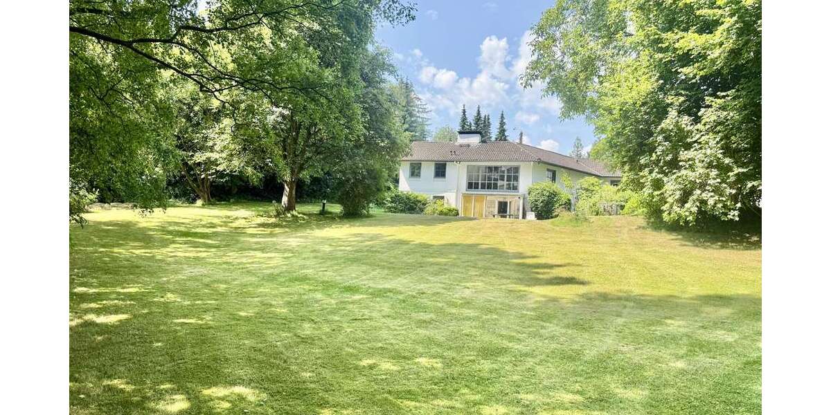 Einfamilienhaus Bornhöved - 10 Zimmer, 320 m&sup2;, 416.000&euro; | Angebot:27317228