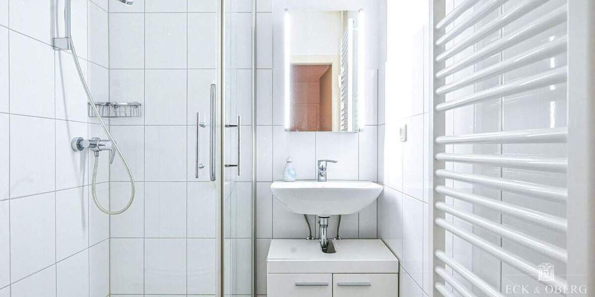 Ihre Chance in Kiel-Mettenhof: Renovierungsbedürftige 3-Zimmer Wohnung mit Südbalkon 3 zimmer