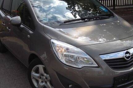 Opel Meriva 92.000 km 5.700 &euro; Neumünster 24536