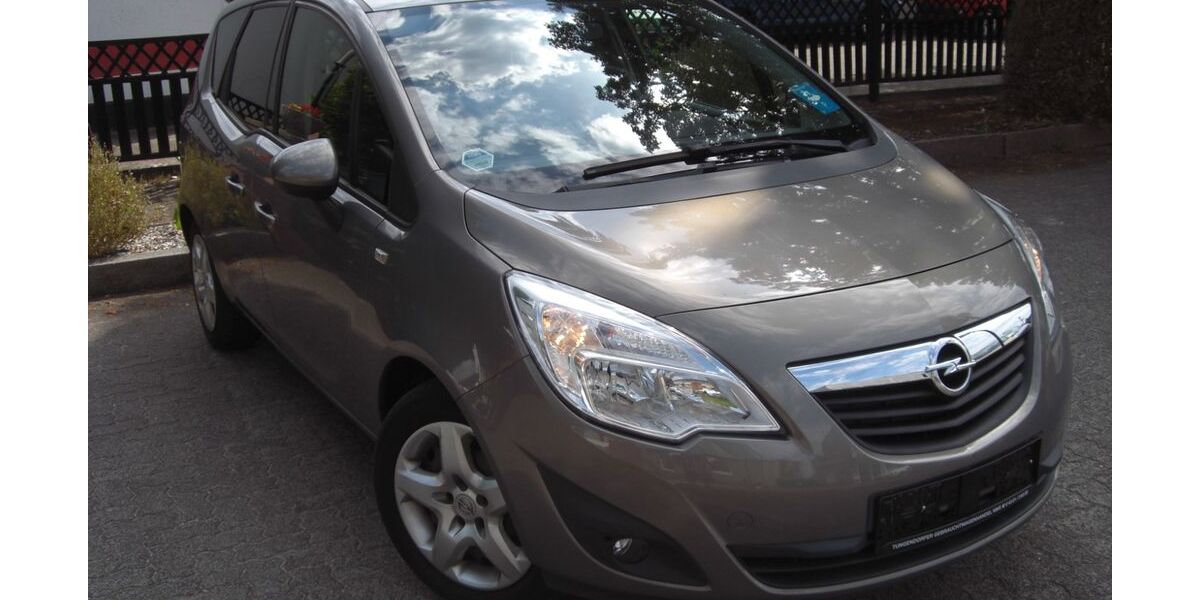 Opel Meriva 92.000 km 5.700 &euro; Neumünster 24536