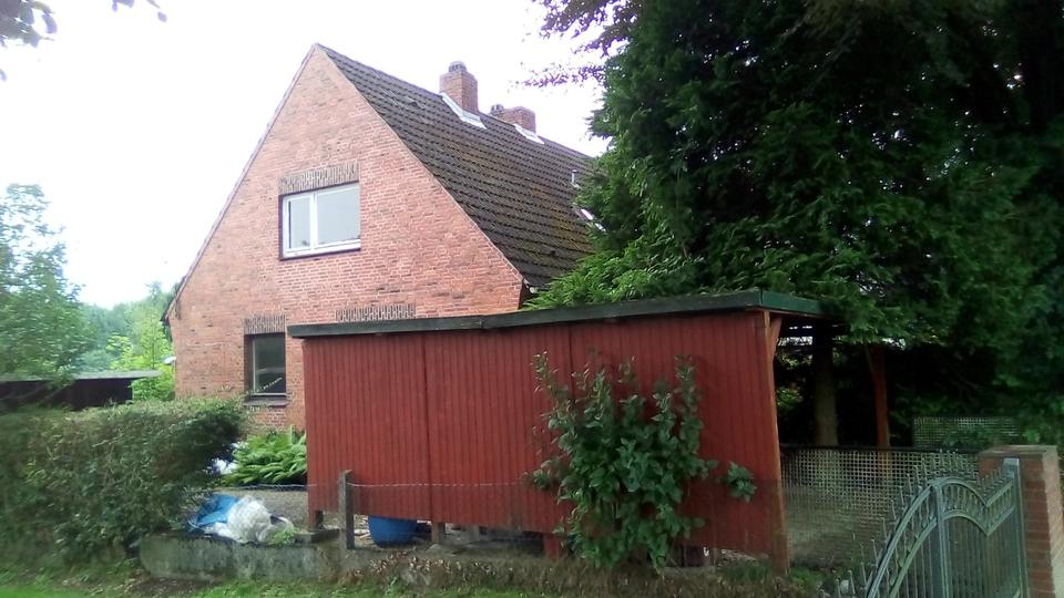 Idyllisches gelegenes Haus mit großem Garten und Kaminofen 8 zimmer