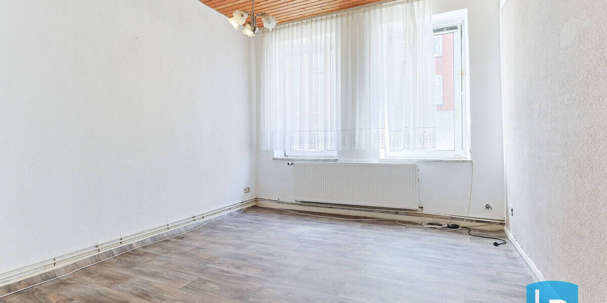 Etagenwohnung Kiel Gaarden-Ost - 2 Zimmer, 52 m&sup2;, 99.000&euro; | Angebot:26393087