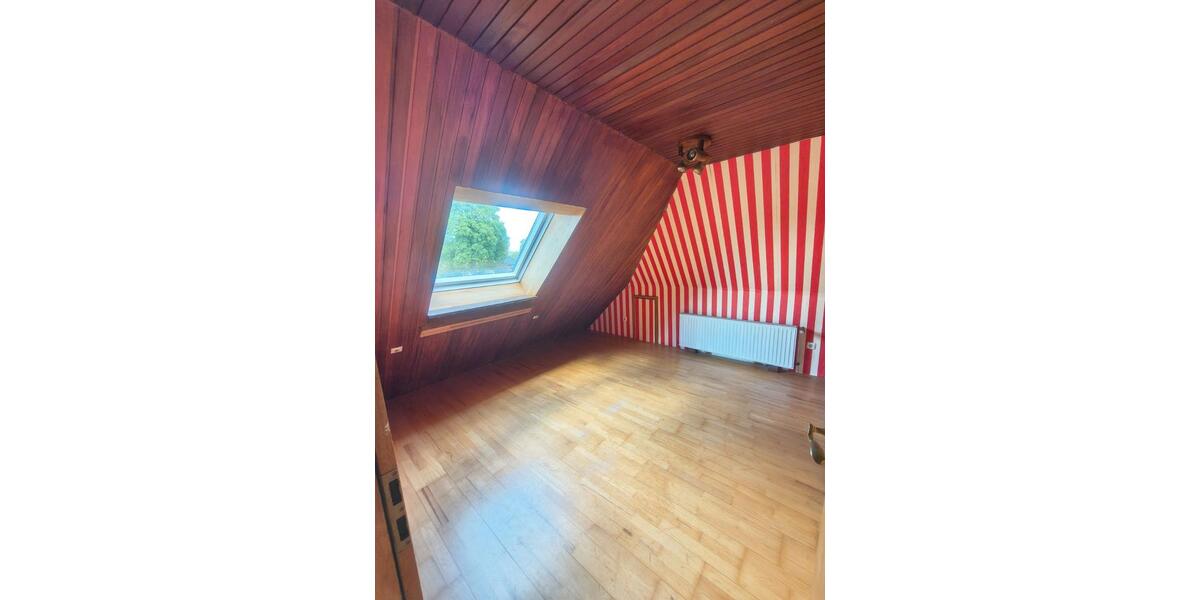 Einfamilienhaus Schülldorf - 6 Zimmer, 140 m&sup2;, 360.000&euro; | Angebot:26930631