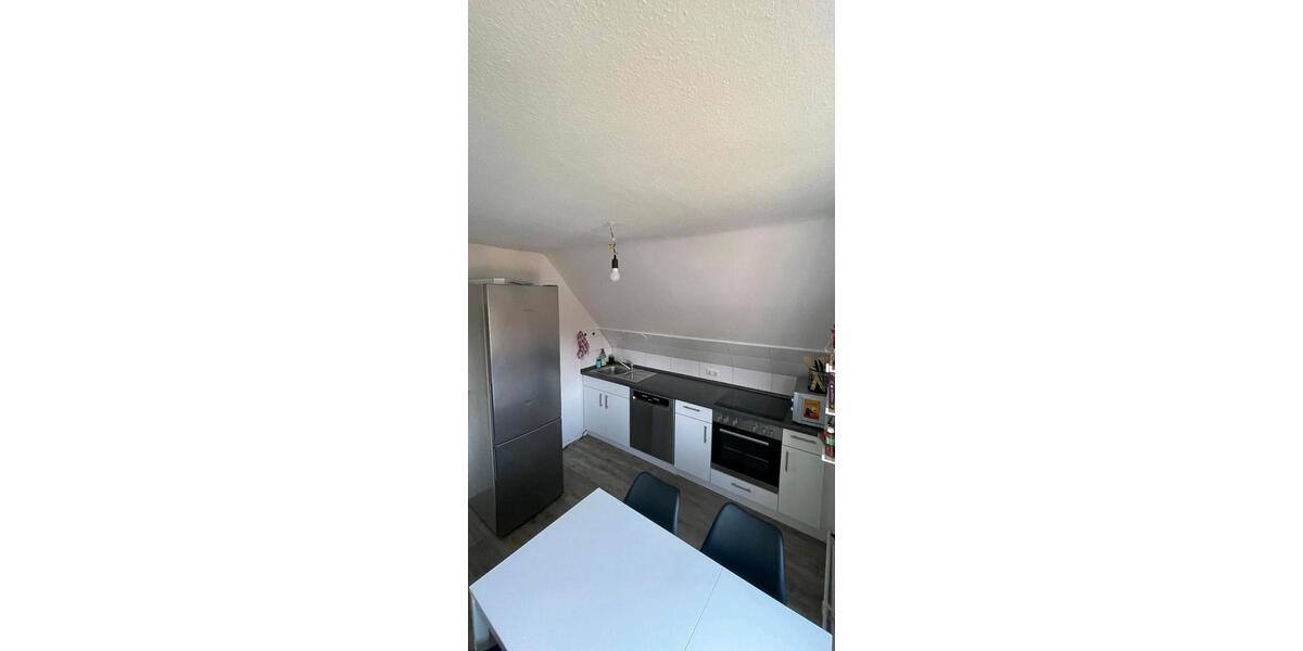 Dachgeschoßwohnung Kiel Friedrichsort - 3.5 Zimmer, 72 m&sup2;, 620&euro; | Angebot:26546957