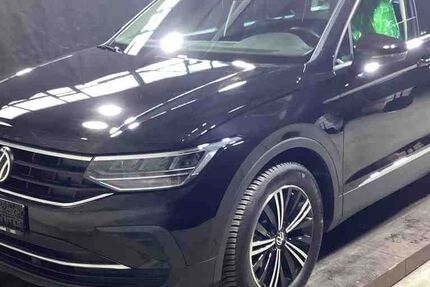 VW Tiguan 56.310 km 27.990 &euro; Kronshagen 24119