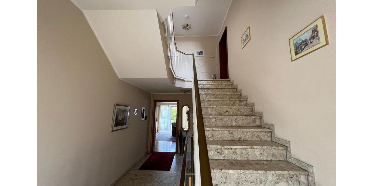 Dachgeschoßwohnung Kiel Wik - 2 Zimmer, 62 m&sup2;, 900&euro; | Angebot:25405789