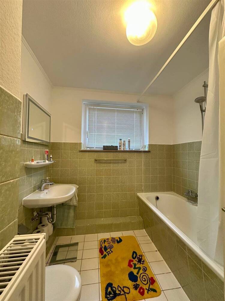 Zentrale 2-Zimmer-Whg. mit Balkon u. Stellplatz Adalbertstr. Kiel-Wik