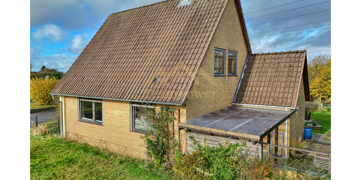 Ankommen, durchatmen, wohlfühlen – Ihr neues Zuhause auf über 180m² verteilt - Einfamilienhaus Neumünster Brachenfeld | Angebot:25365909