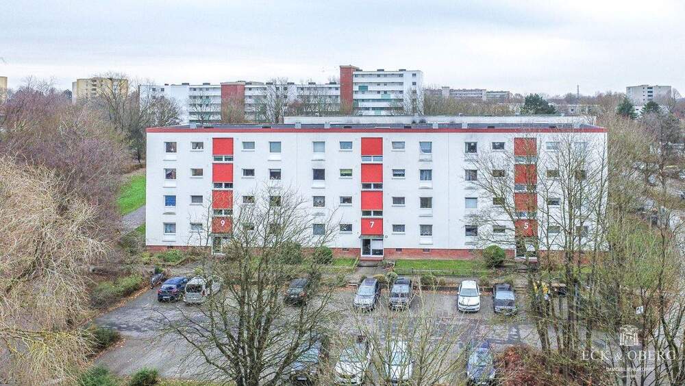 Ihre Chance in Kiel-Mettenhof: Renovierungsbedürftige 3-Zimmer Wohnung mit Südbalkon 3 zimmer