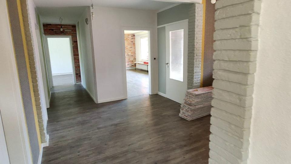 Einfamilienhaus Büdelsdorf - 4 Zimmer, 90 m&sup2;, 260.000&euro; | Angebot:27225371