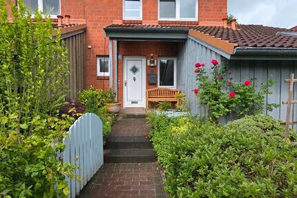 Haus Kiel Russee - 5 Zimmer, 95 m&sup2;, 389.000&euro; | Angebot:26852217