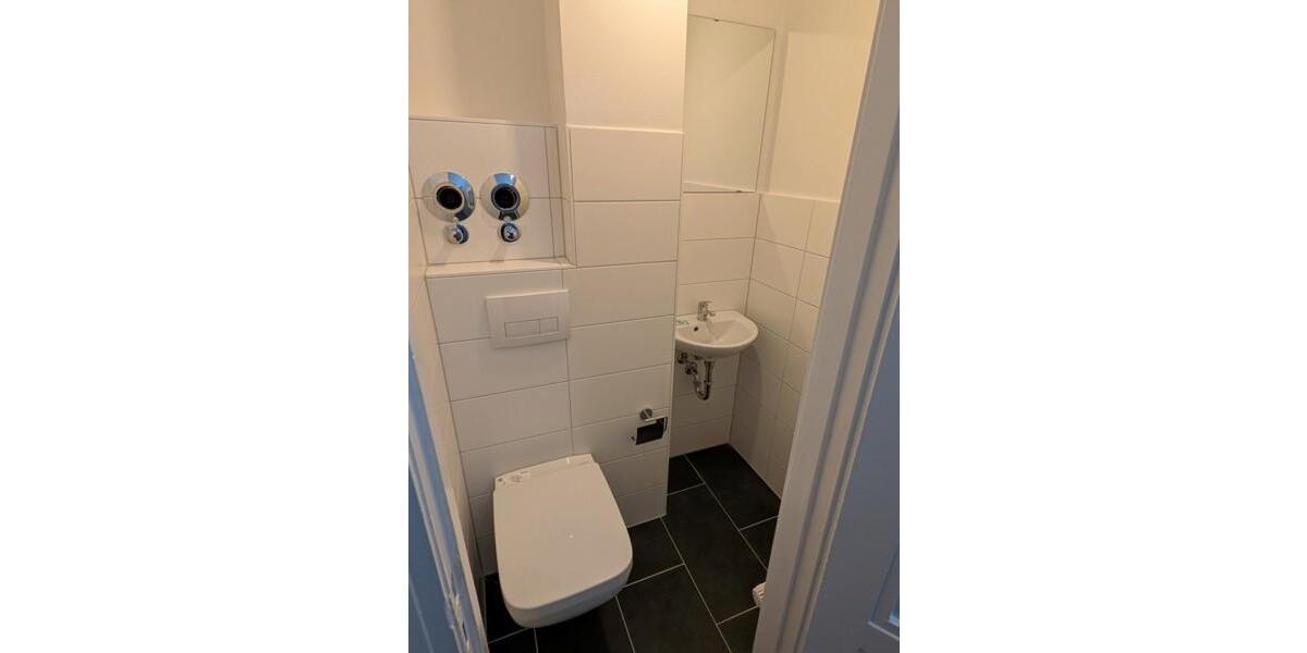 Modernisierte 3,5 Zi.Whg. in Kiel-Brunswik zu Februar 2026 3.5 zimmer