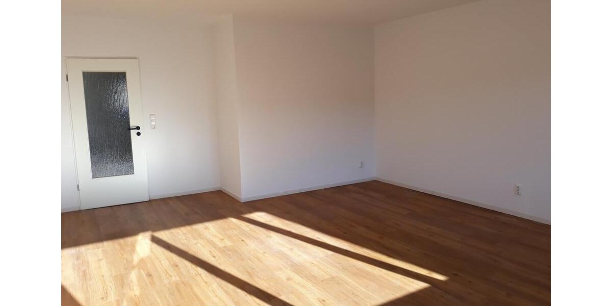 Dachgeschoßwohnung Nortorf - 2.5 Zimmer, 69 m&sup2;, 680&euro; | Angebot:26612126