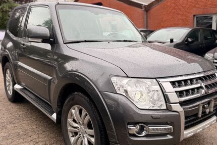 Mitsubishi Pajero 179.800 km 21.800 &euro; Kiel 24146