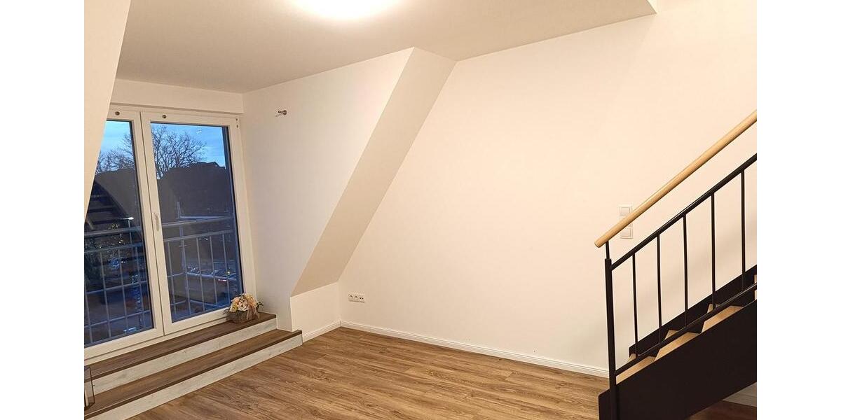 Dachgeschoß-Maisonette-Wohnung 59 qm am Tilsiter Platz in Kiel-Ellerbek 3 zimmer