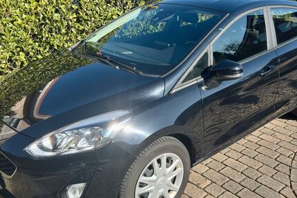 Ford Fiesta 93.000 km 8.000 &euro; Nortorf 24589