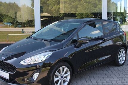 Ford Fiesta 98.700 km 9.990 &euro; Neumünster 24539